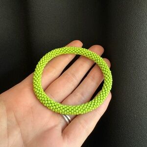 Sashka Co Elegant Green Beaded Bracelet